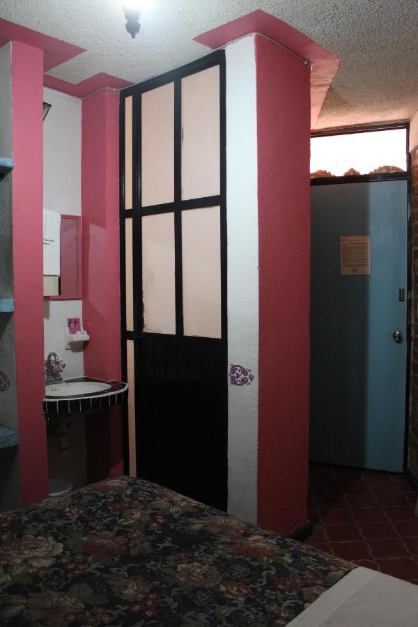 Hotel Posada Chamacuero Comonfort Zewnętrze zdjęcie